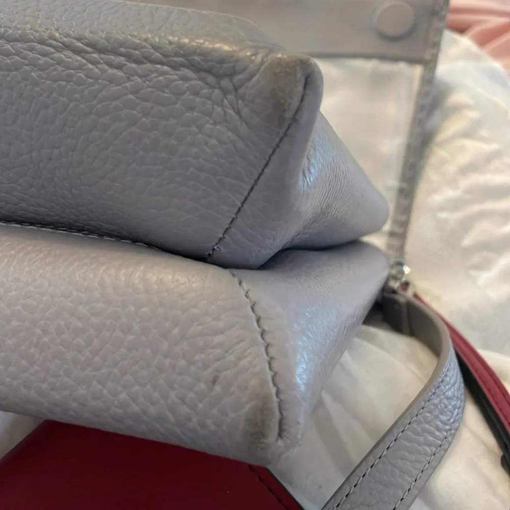 Ted Baker London purse minor wear and tare on the corners - Picture 6 of 7